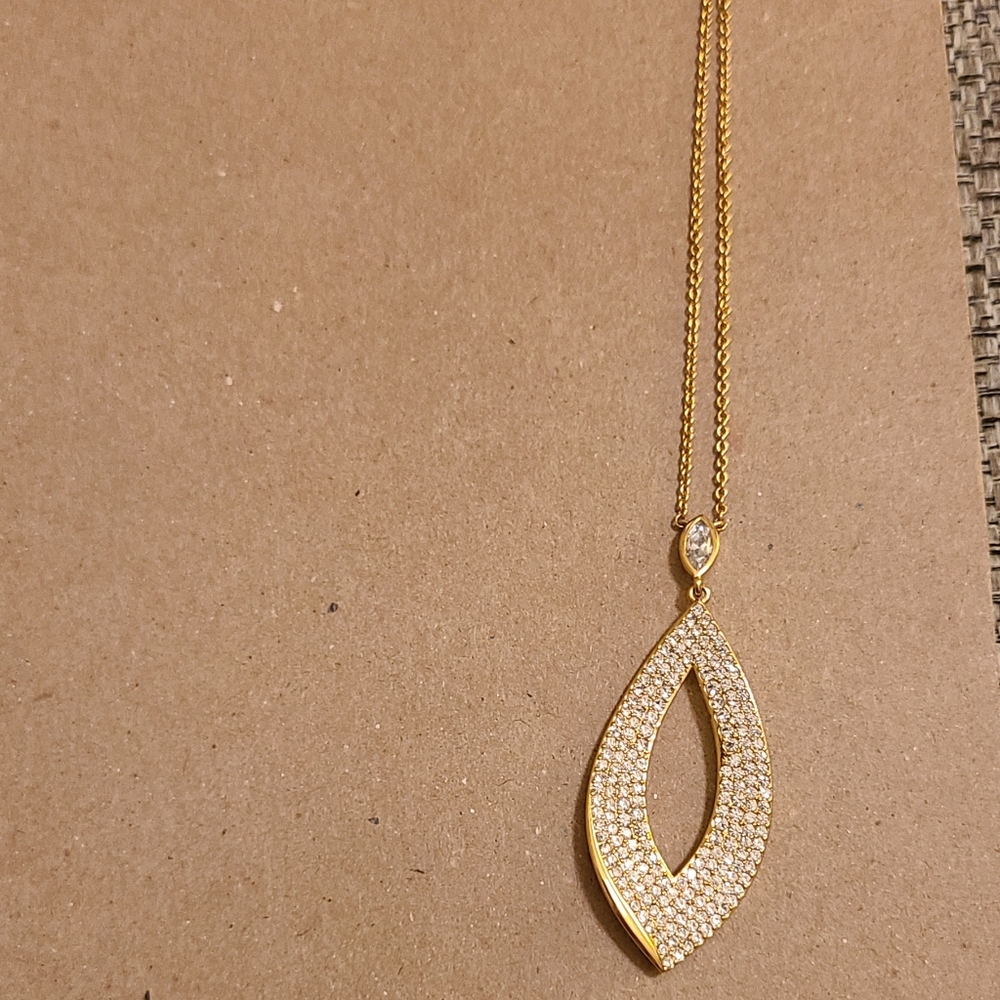 Nadri crystal pendant necklace